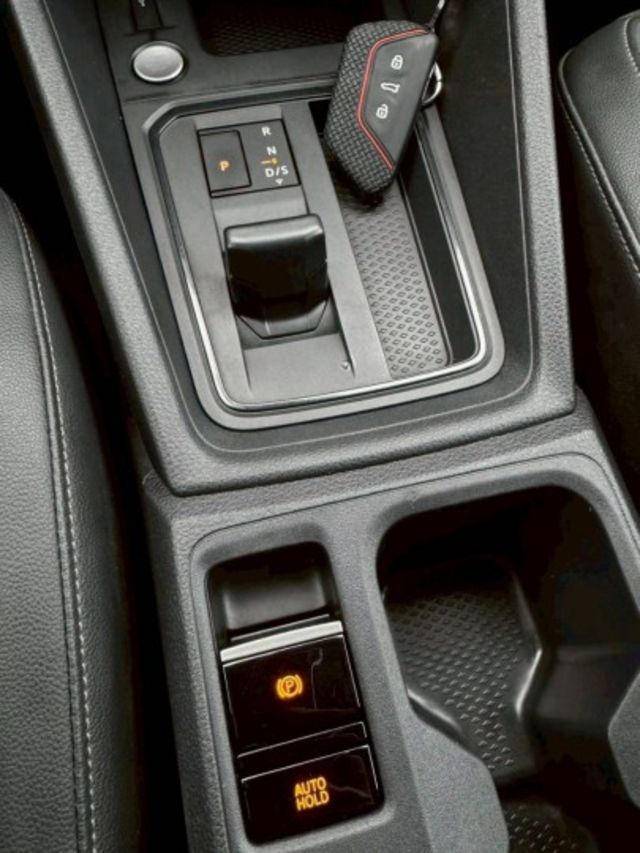 僅跑3萬 2023 福斯VW CADDY MAXI 2.0  第13張相片