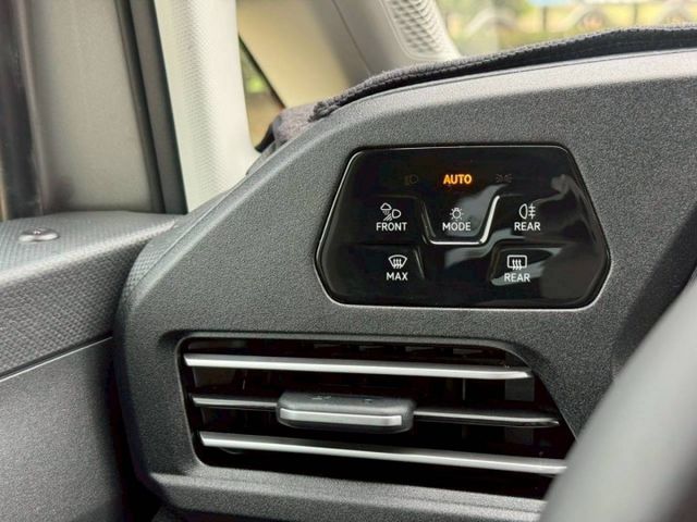 僅跑3萬 2023 福斯VW CADDY MAXI 2.0  第19張相片