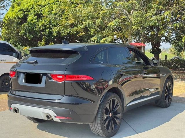 僅跑7萬 2018 F-PACE 3.0S  第4張相片