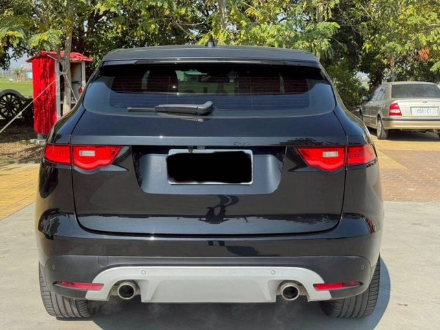 僅跑7萬 2018 F-PACE 3.0S  第5張相片