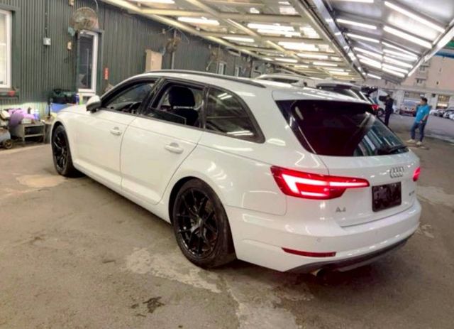 2018 VW 福斯 GOLF Variant 1.4T 四出排氣管 電動座椅 ACC跟車 加大卡鉗通風碟  第5張相片