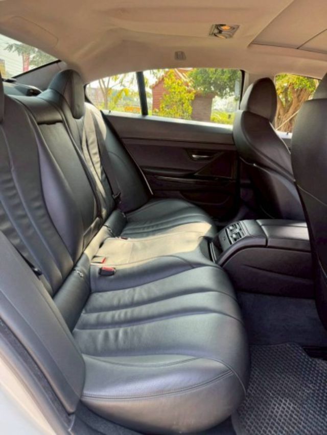 2016 BMW 640GC 買車賣車找賢哥  優質實惠每台車0938720873  第9張相片