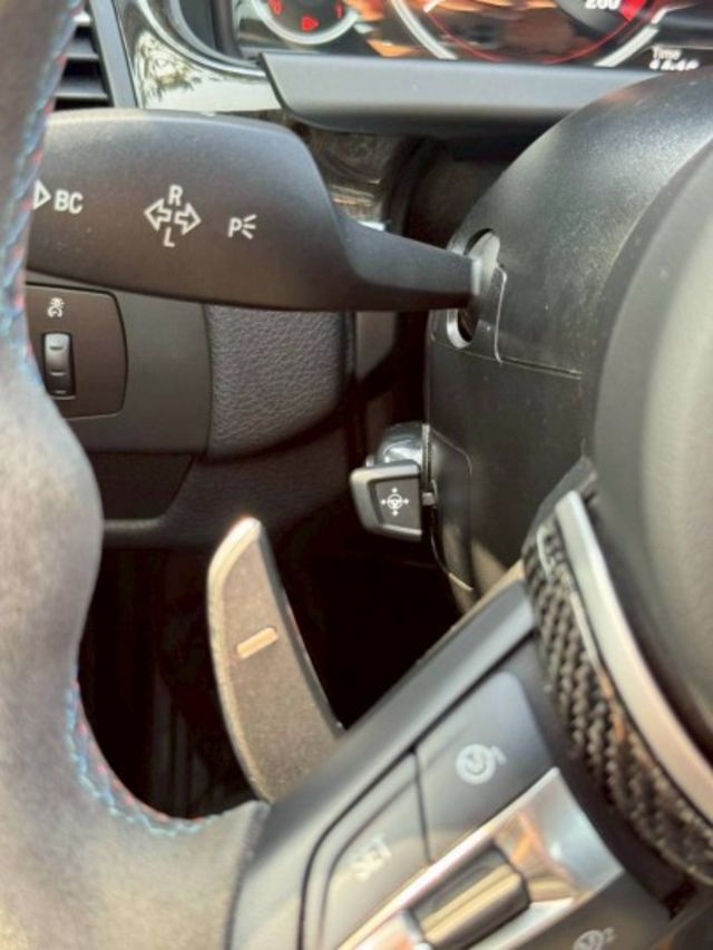 2016 BMW 640GC 買車賣車找賢哥  優質實惠每台車0938720873  第16張相片