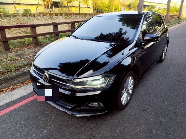 2019 GOLF 女用車  7萬多公里數 買車賣車找賢哥 優質實惠每台車0938720873  第1張相片