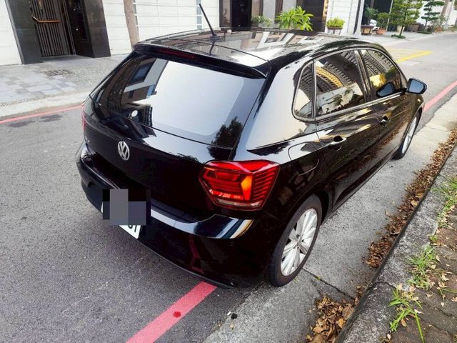 2019 GOLF 女用車  7萬多公里數 買車賣車找賢哥 優質實惠每台車0938720873  第4張相片