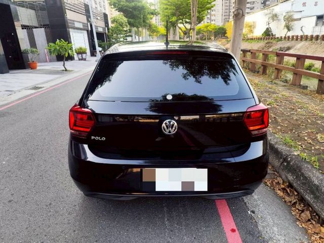 2019 GOLF 女用車  7萬多公里數 買車賣車找賢哥 優質實惠每台車0938720873  第5張相片