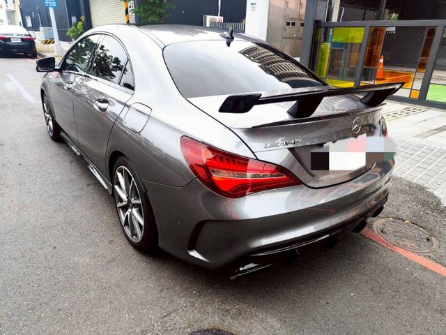 女用車 里程保證2016 賓士AMG CLA45  第5張相片