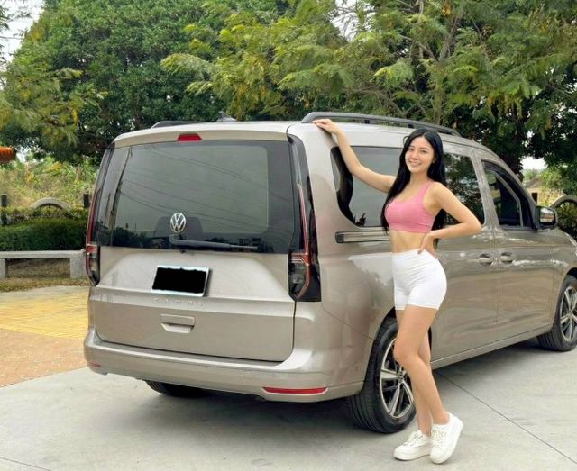 僅跑3萬 2023 福斯VW CADDY MAXI 2.0  第4張相片