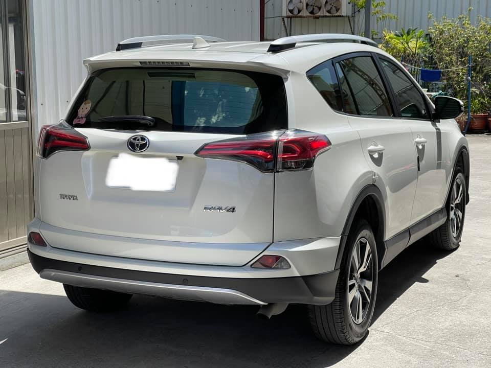 2016年 TOYOTA RAV4 2.5   第1張相片