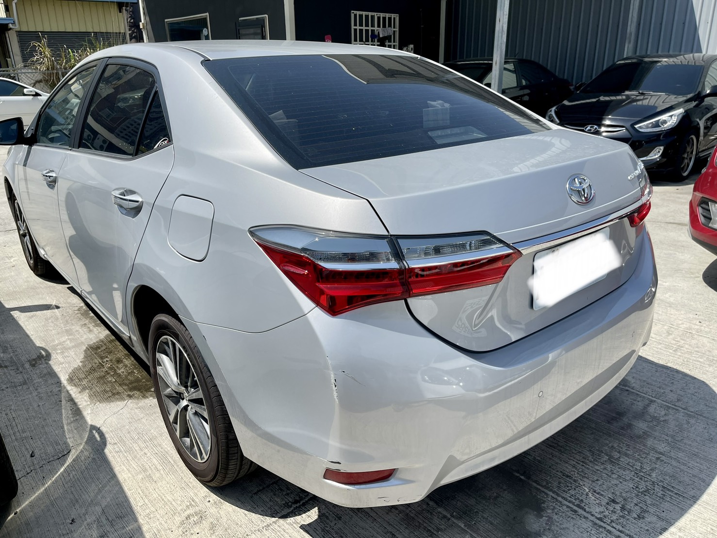 2017年小改款ALTIS   第3張相片