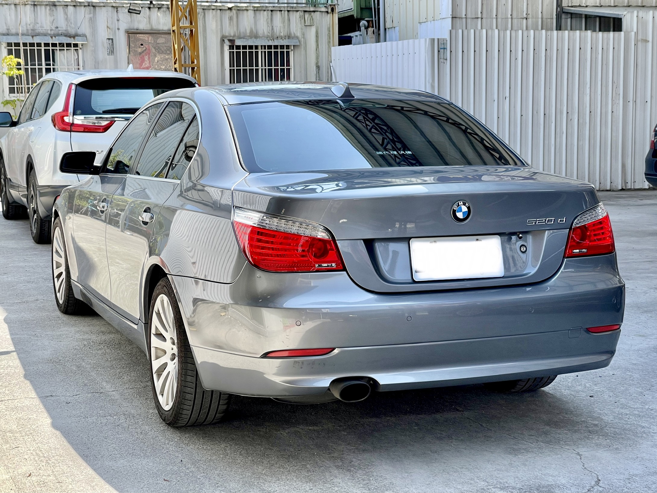 2008 BMW E60 520D 2.0柴油 售29.8萬 實車實價  第2張相片