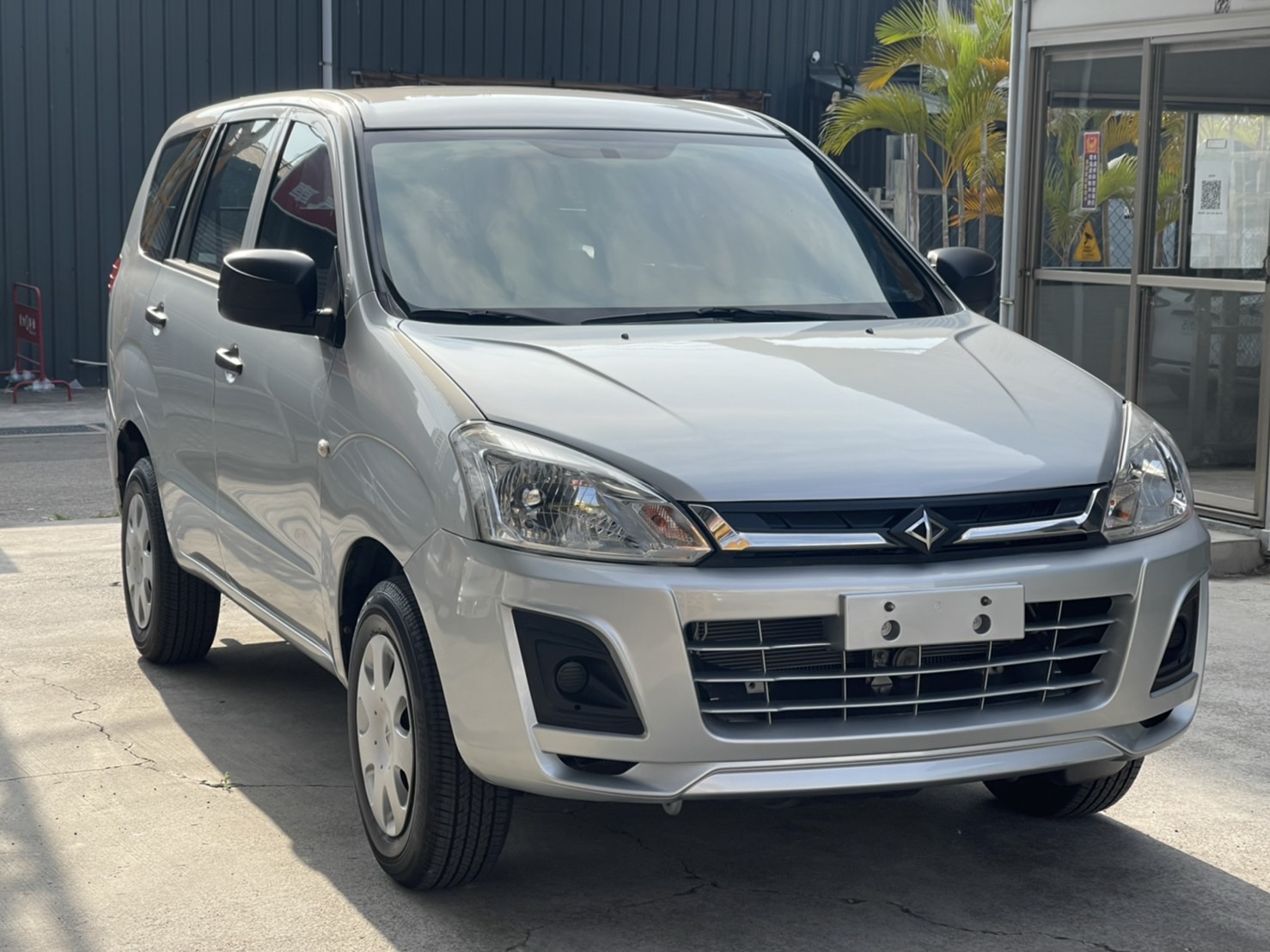 2017 ZINGER 2.4 賺錢車 售28萬  第8張相片