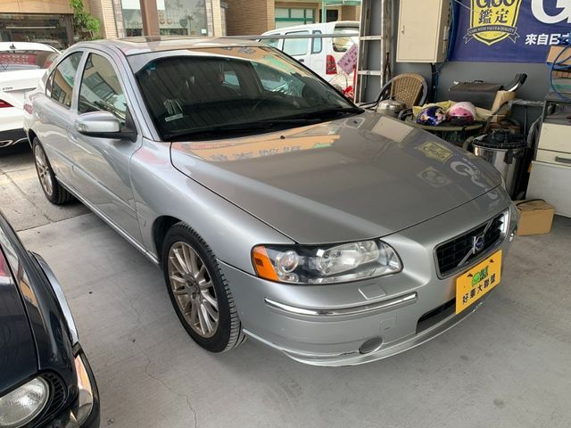 VOLVO富豪 S60  第1張相片