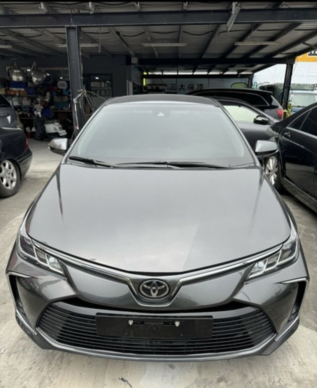 TOYOTA豐田 ALTIS  第2張相片