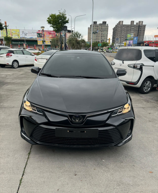 TOYOTA豐田 ALTIS  第1張相片
