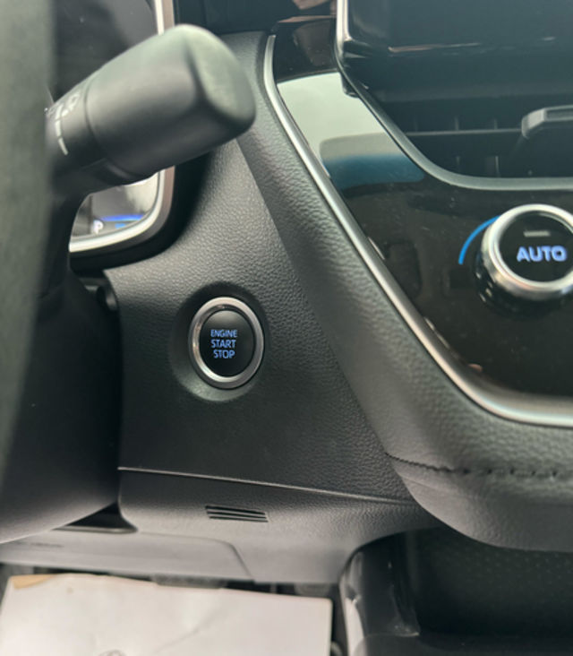 TOYOTA豐田 ALTIS  第6張相片