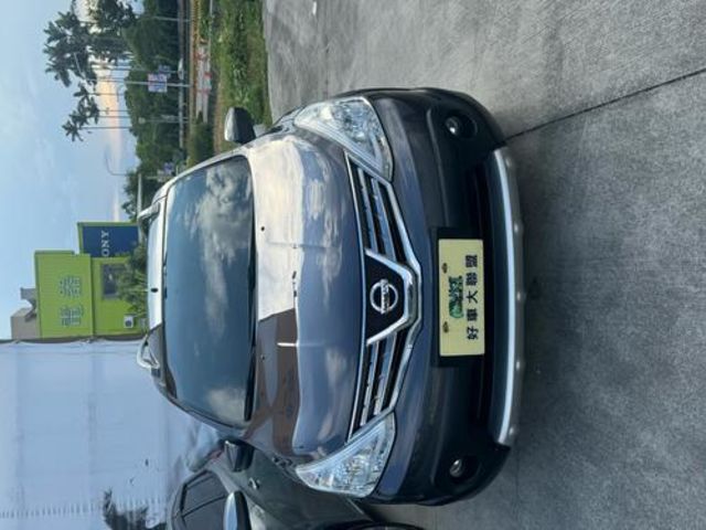NISSAN日產 LIVINA  第1張相片
