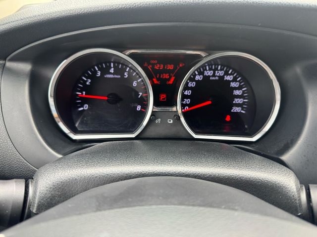 NISSAN日產 LIVINA  第7張相片