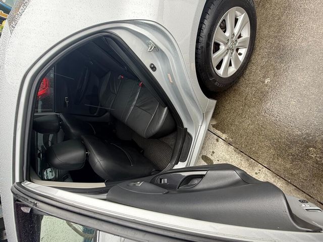 TOYOTA豐田 ALTIS  第6張相片
