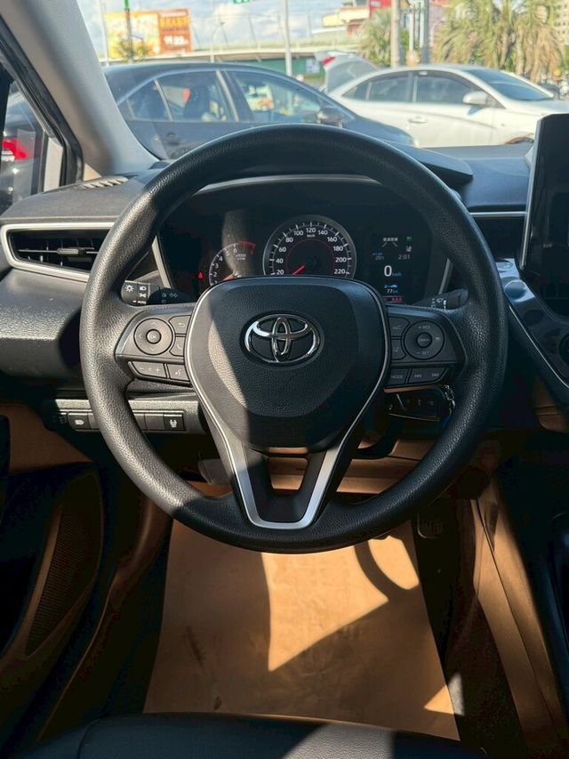 TOYOTA豐田 ALTIS  第8張相片