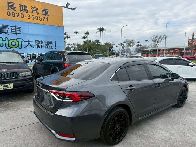 TOYOTA豐田 ALTIS  第2張相片