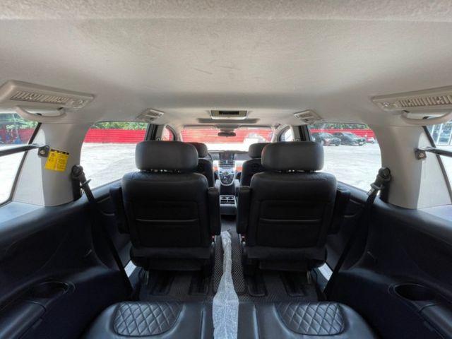 【預約賞車即享網路優惠價】2.2 TURBO 國產7人座 天窗 電動滑門 360環景  第11張相片