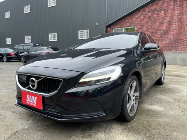 Volvo 富豪v40 中古車的價格 Findcar 找車網