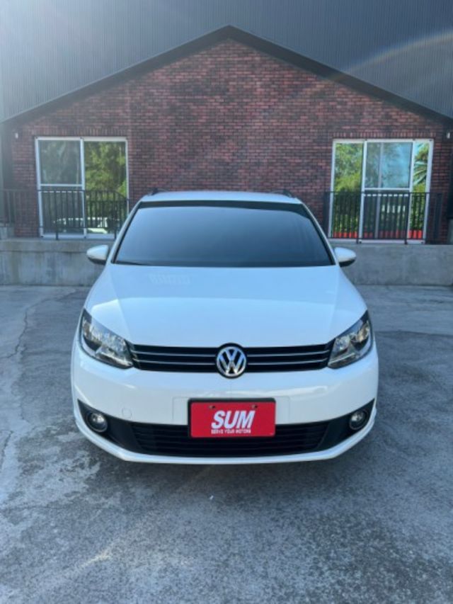 【預約賞車即享網路優惠價】1.6Turbo 7人座  分區溫控 中控螢幕  安全氣囊 ABS 後出風口  第2張相片