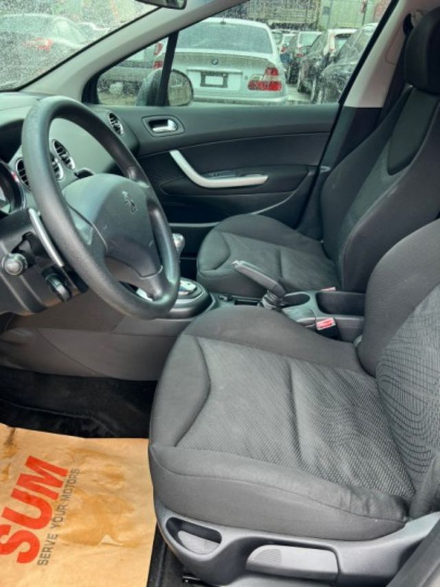 【預約賞車即享網路優惠價】1.6 CLASSIC 法系代步車 喜歡有需要的朋友不要錯過  第10張相片