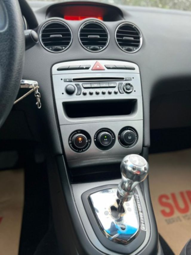 【預約賞車即享網路優惠價】1.6 CLASSIC 法系代步車 喜歡有需要的朋友不要錯過  第15張相片