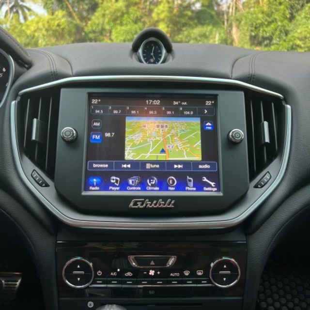 【預約賞車即享網路優惠價】3.0 海神 SQ4 電動天窗 電動座椅 導航 倒車顯影 一鍵啟動  第17張相片