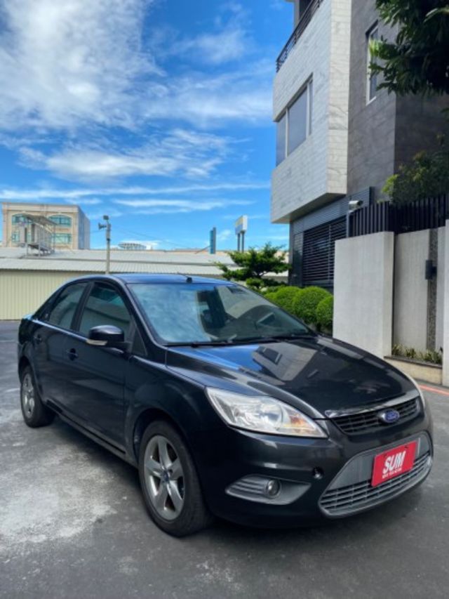 【預約賞車即享網路優惠價】1.6 4D經典款 代步車首選 有需要的朋友不要錯過  第3張相片