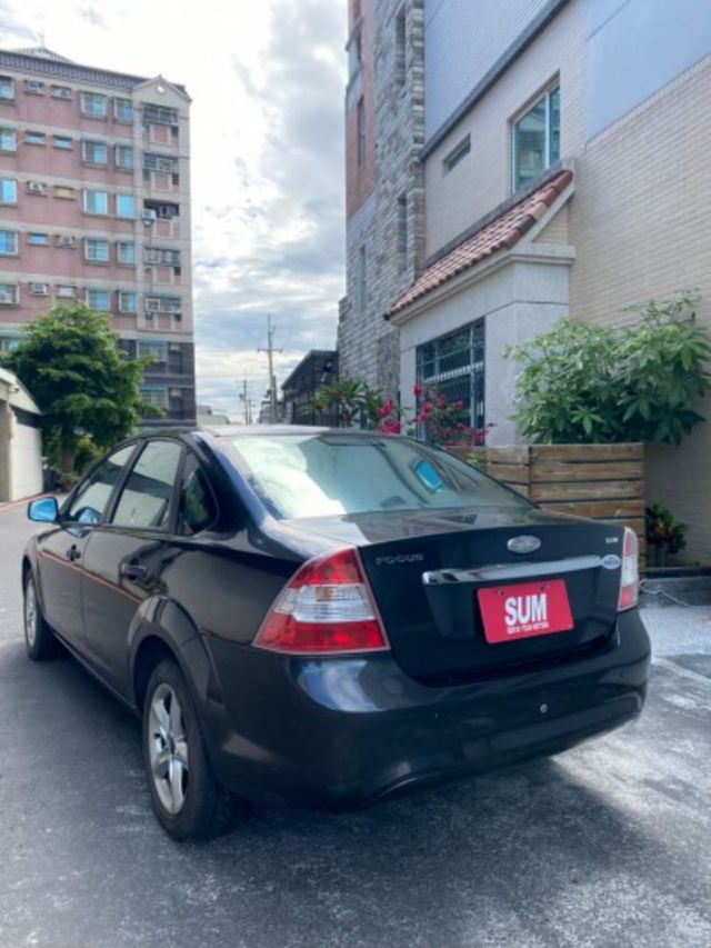 【預約賞車即享網路優惠價】1.6 4D經典款 代步車首選 有需要的朋友不要錯過  第5張相片