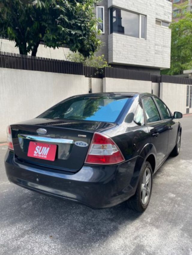 【預約賞車即享網路優惠價】1.6 4D經典款 代步車首選 有需要的朋友不要錯過  第6張相片