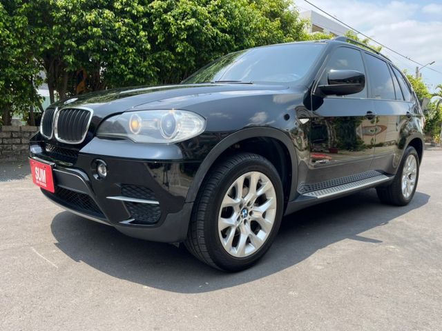 【預約賞車即享網路優惠價】3.0 XDRIVE 35I 電動座椅 倒車顯影 電動天窗  第1張相片