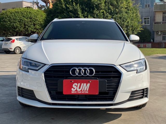 【預約賞車即享網路優惠價】35 TFSI Premium Plus ACC主動式巡航 盲點偵測 電動座椅  第2張相片
