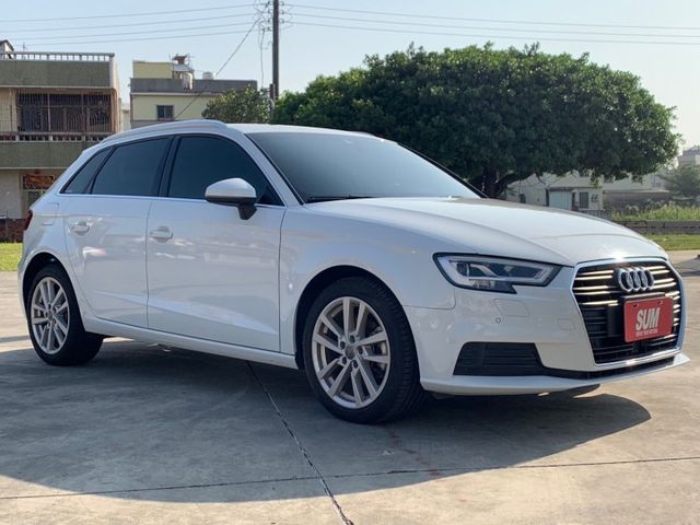 【預約賞車即享網路優惠價】35 TFSI Premium Plus ACC主動式巡航 盲點偵測 電動座椅  第3張相片