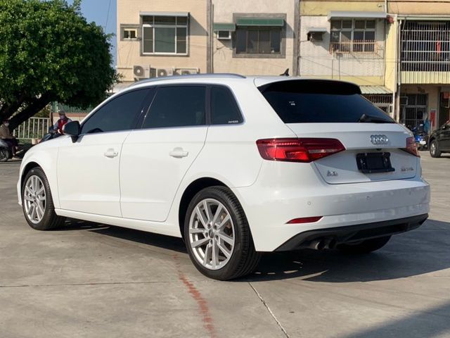 【預約賞車即享網路優惠價】35 TFSI Premium Plus ACC主動式巡航 盲點偵測 電動座椅  第6張相片