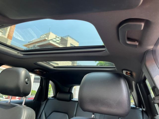 【預約賞車即享網路優惠價】1.8 CDI W246 電動座椅 換檔撥片 全景天窗 定速  第11張相片