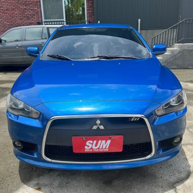 全車氣氛佳 內外裝極新 鯊魚車頭 方向盤控制鍵 里程跑22萬多 里程保證  第2張相片