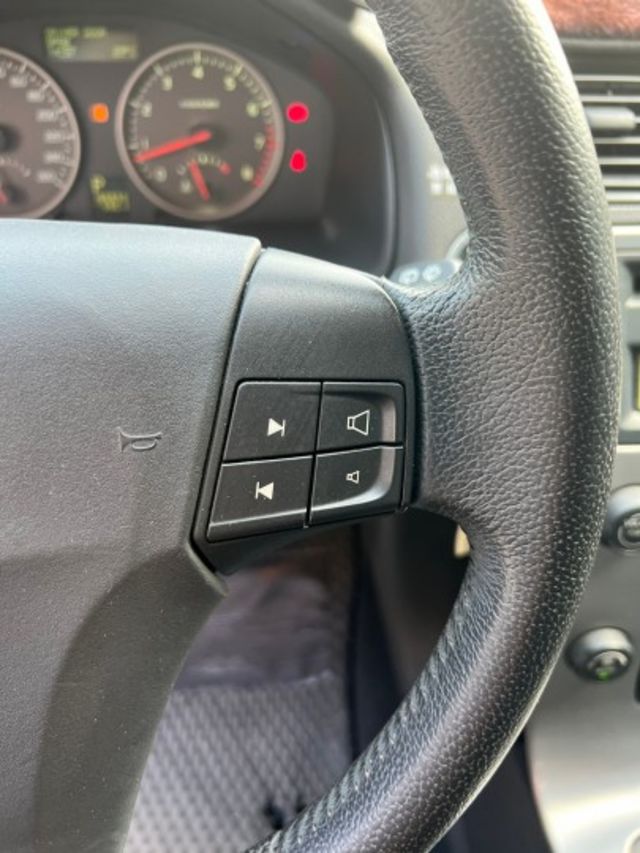 【預約賞車即享網路優惠價】2.4 安全氣囊 電動椅 ABS 防滑皮椅 鋁圈 定速  第16張相片