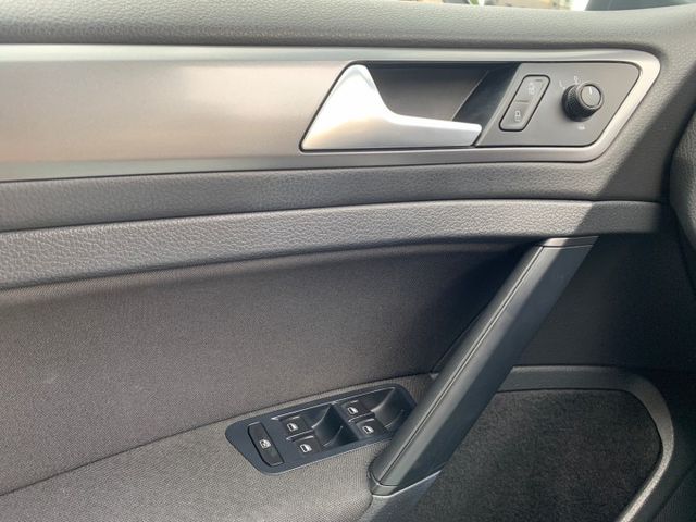 【預約賞車即享網路優惠價】  第11張相片