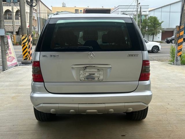 豪華賓士休旅車 跑8萬 無待修 無事故 車況極佳 再也找不到了  第5張相片