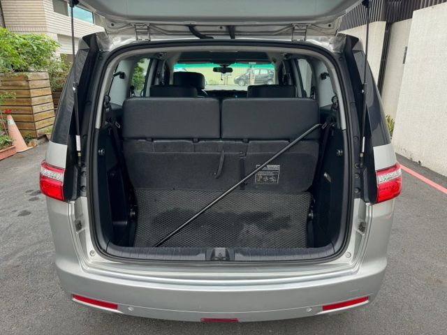 【預約賞車即享網路優惠價】喜歡有需要的朋友不要錯過  第7張相片