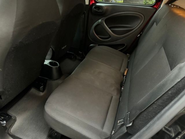 66kw Pure 原版件 無事故 實跑5萬公里 里程保證  內外都美美的 女用車 前車主顧的很好  第15張相片
