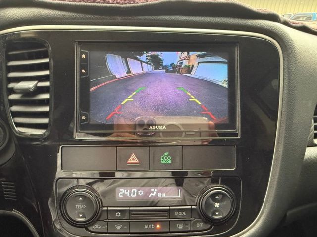 原版件 實跑15萬公里 里程保證  有ACC跟車 恆溫 倒車影像 還有超大空間  第10張相片