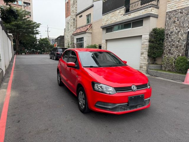 跑少里程7萬 保證無調表 外觀漆面漂亮 內裝乾淨 無菸味 整體感覺很棒 有升級安桌機 Applecarplay 行車紀錄  第3張相片