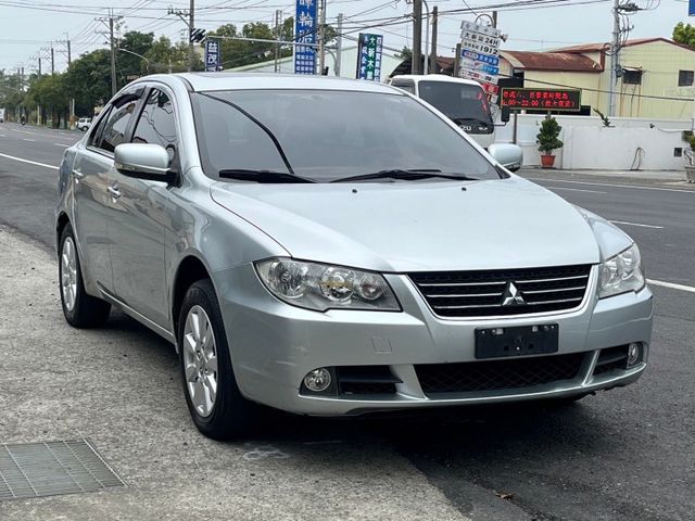 送安卓機 一手車 無事故 無待修 里程20萬 代步車 引擎紮實 變速箱很順 冷氣超涼 物美價廉  第1張相片