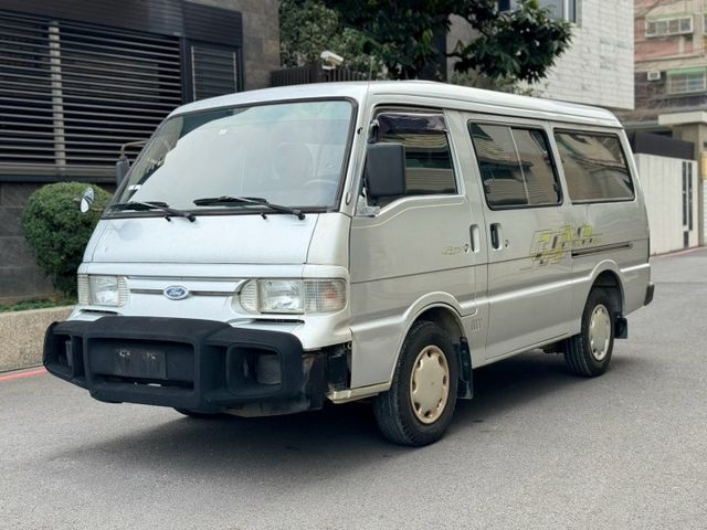 保養廠的車 無漏油 引擎好 冷氣涼 變速箱正常 跑工地 擺攤 載人 載貨 一台全搞定 開啟創業吧  第3張相片