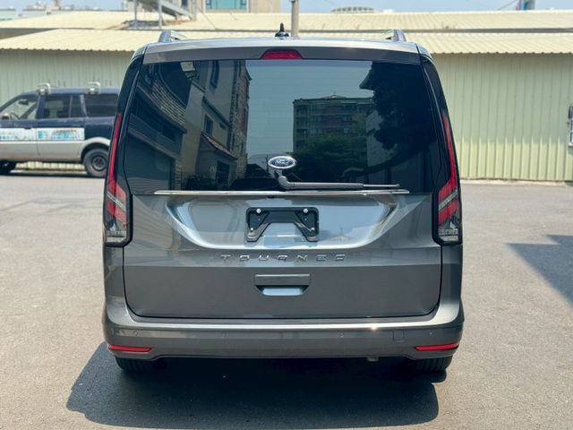 配倒車顯示/恆溫空調/倒車輔助系統/Acc定速巡航/車道維持系統/車道置中/自動停車/盲點偵測/摸門上鎖/啟停系統/LE  第5張相片